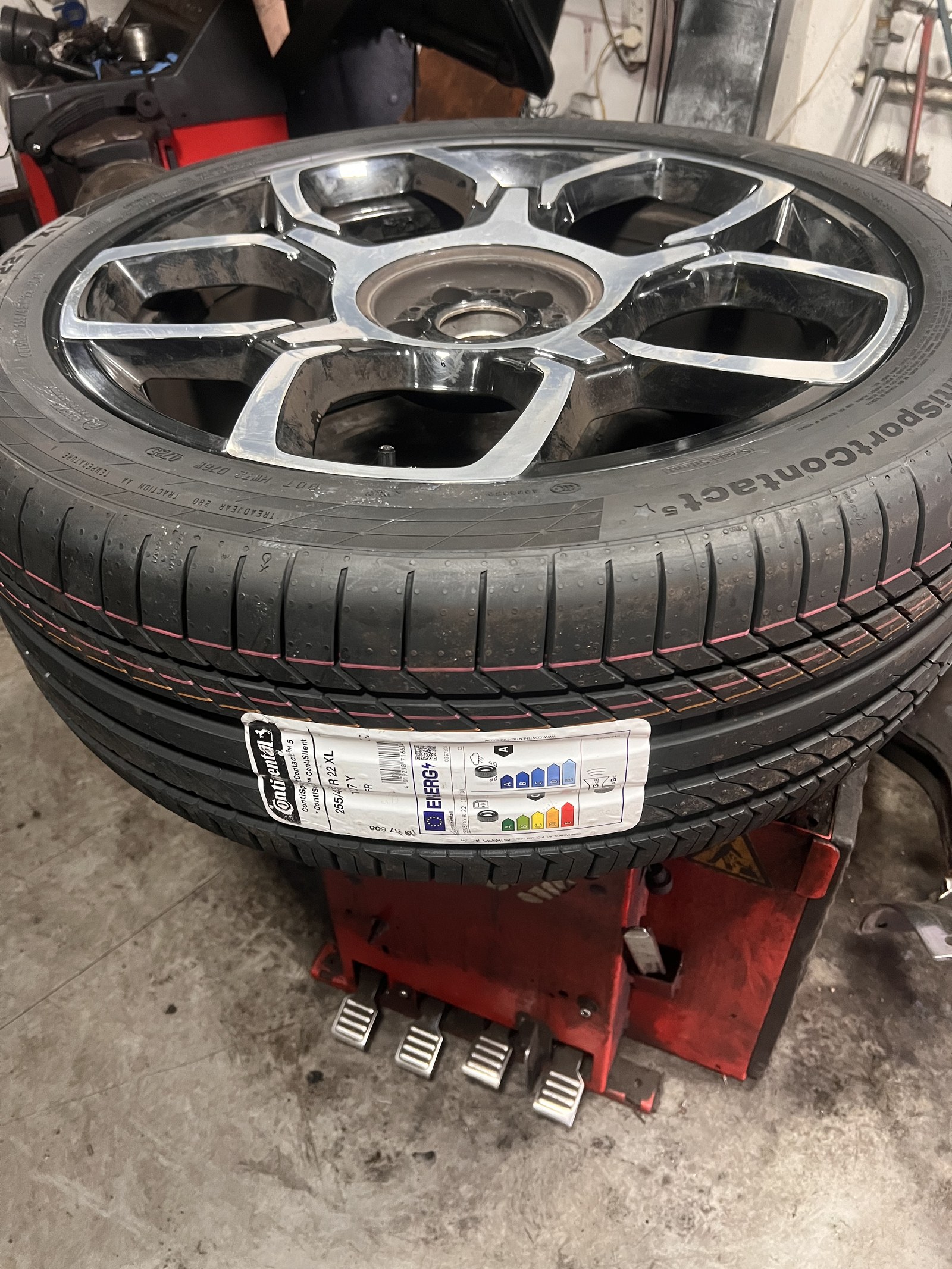 Premium tyre fitted at Brentford Tyres
